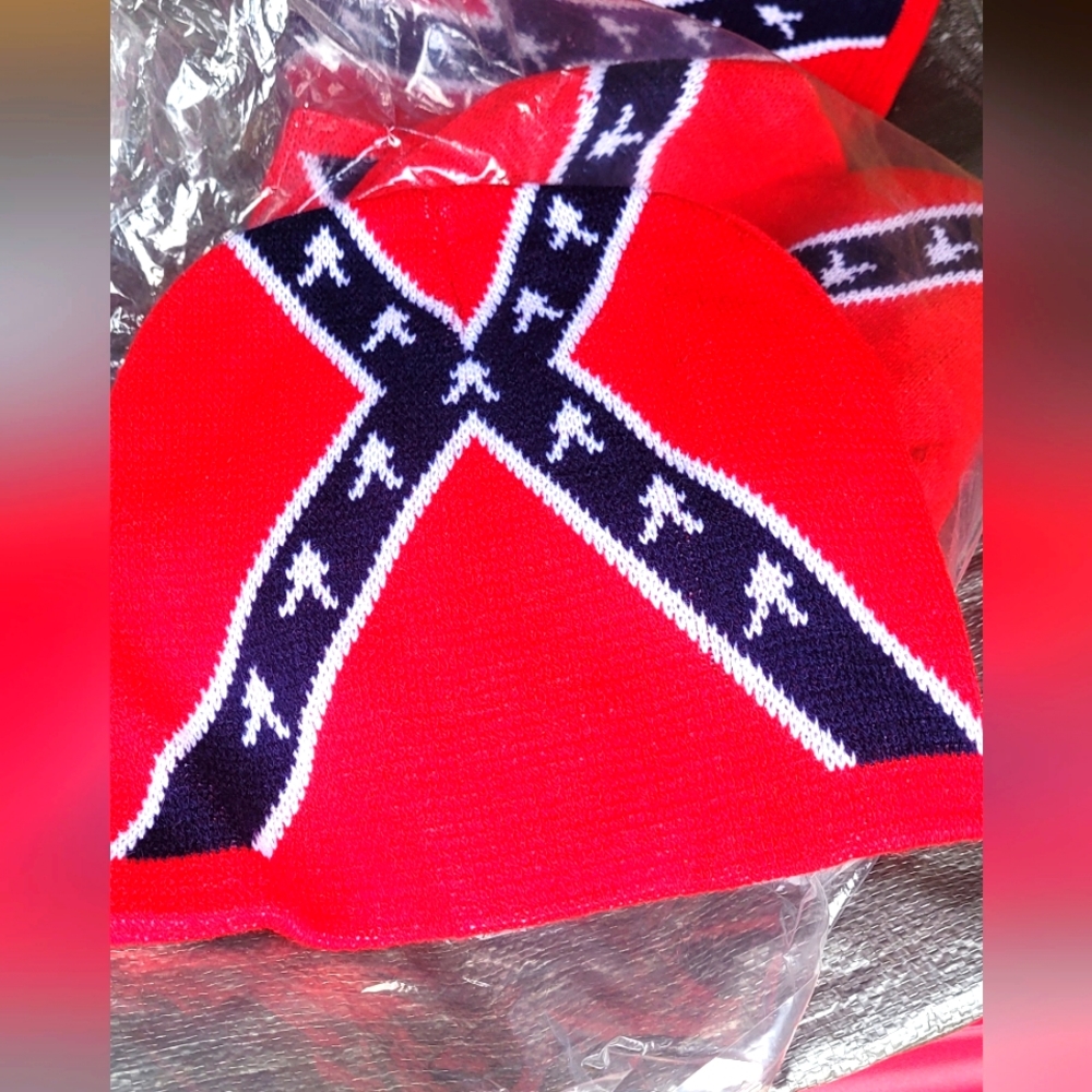 Rebel beanie